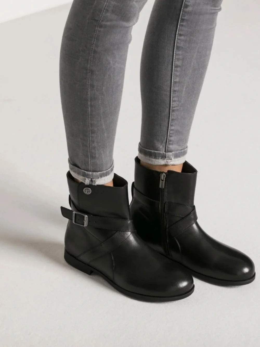 Birkenstock Collin’s Black Leather Slip-On boots size 37 Regular